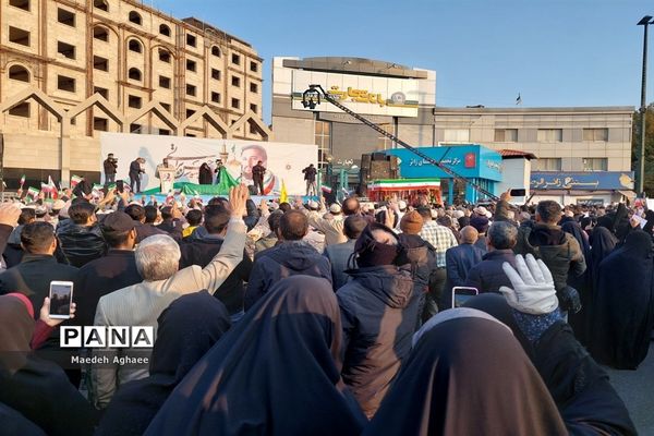 مراسم تشییع پیکر شهید حسن براتی در مشهد مقدس