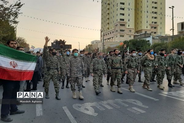 مراسم تشییع پیکر شهید حسن براتی در مشهد مقدس