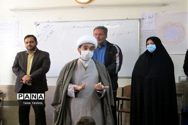 بازگشایی کتابخانه در دبستان پسرانه نوشین بومهن