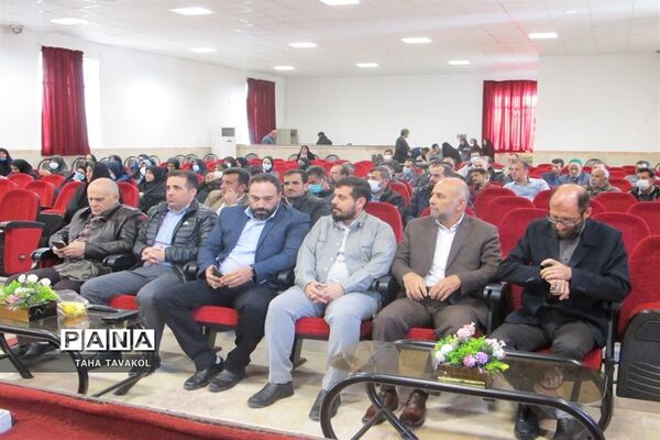 تقدیر از سرایداران مدارس شهرستان پردیس