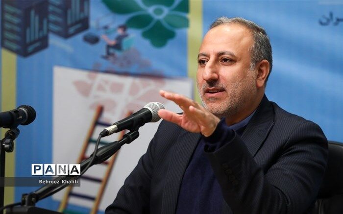 تحول کانون‌های فرهنگی و تربیتی یک روند مستمر است