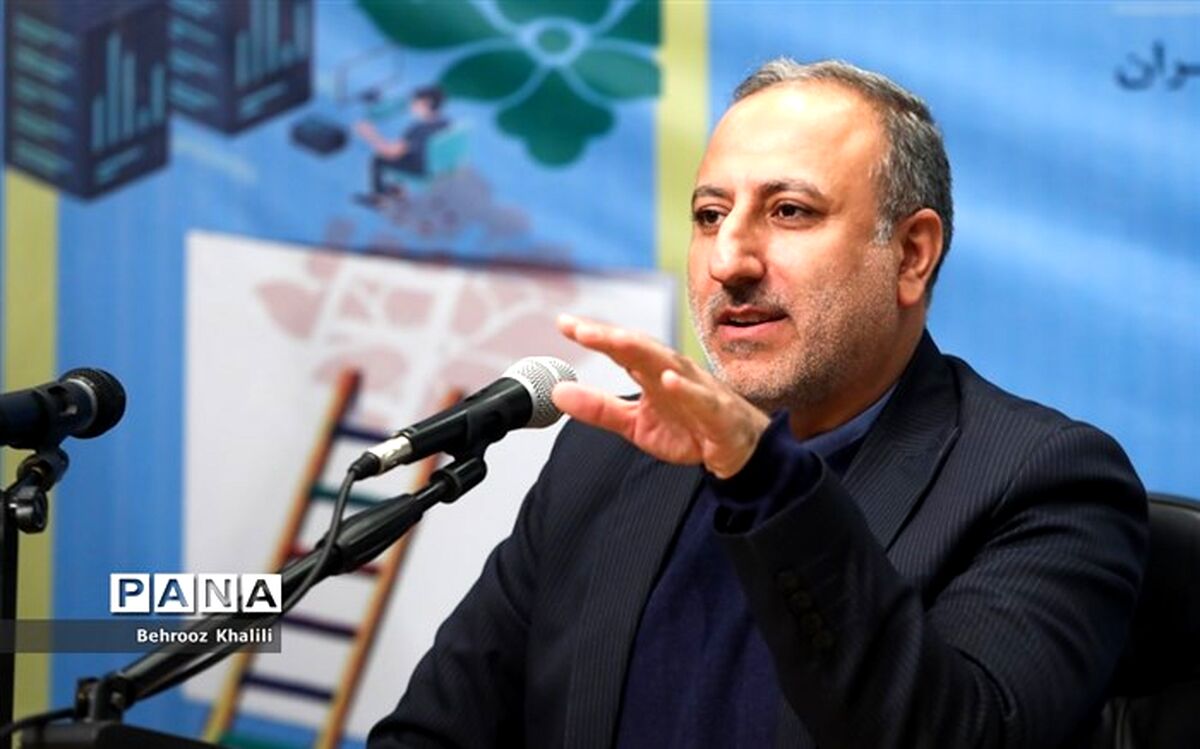 تحول کانون‌های فرهنگی و تربیتی یک روند مستمر است