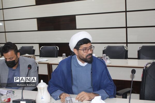 دومین نشست کمیته استانی مانور سراسری  زلزله و ایمنی  سازمان دانش‌آموزی استان بوشهر