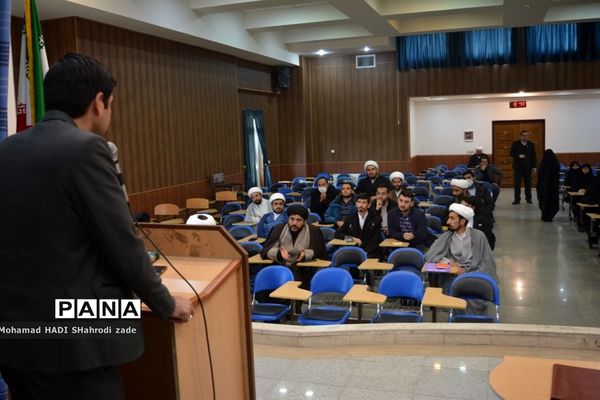 اولین جلسه توجیهی مربیان طرح امین و سرباز طلبه‌ها