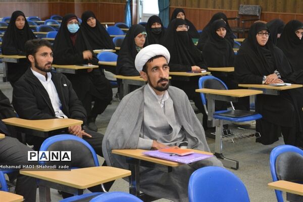 اولین جلسه توجیهی مربیان طرح امین و سرباز طلبه‌ها