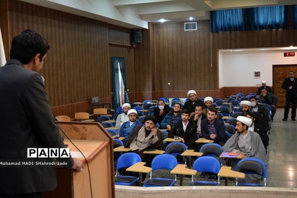 اولین جلسه توجیهی مربیان طرح امین و سرباز طلبه‌ها