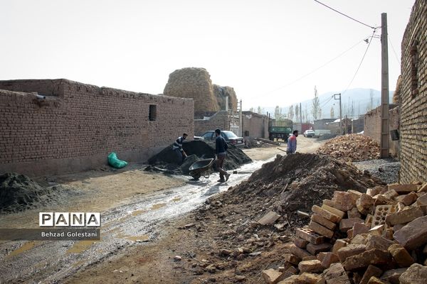 عملیات بازسازی و احداث واحدهای مسکونی مناطق زلزله زده خوی