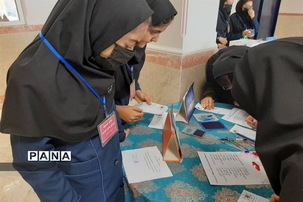 برگزاری بیست و پنجمین دوره انتخابات شورای دانش‌آموزی در ورامین