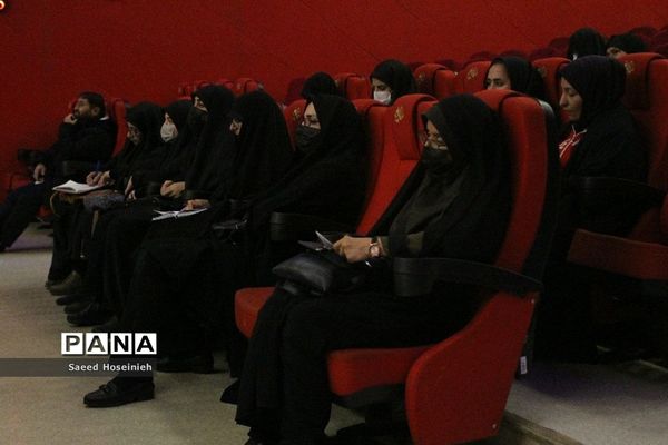 دومین کارگاه آموزش هنرهای نمایشی و تئاتر ویژه معلمان در قم