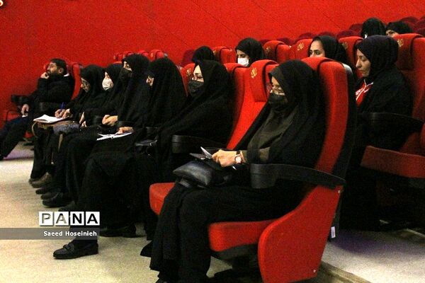 دومین کارگاه آموزش هنرهای نمایشی و تئاتر ویژه معلمان در قم