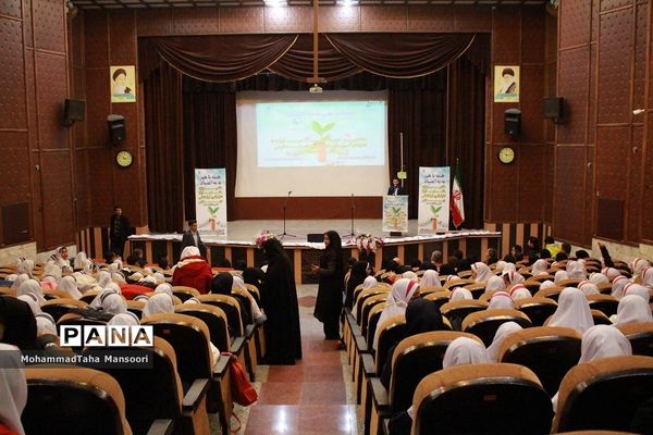 هشتمین دوره هفته مبارزه با اعتیاد و آسیب‌های اجتماعی در زنجان