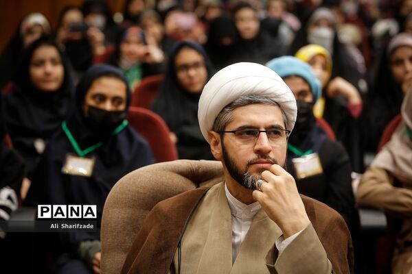 آیین اختتامیه پنجمین دوره جشنواره دانایی توانایی