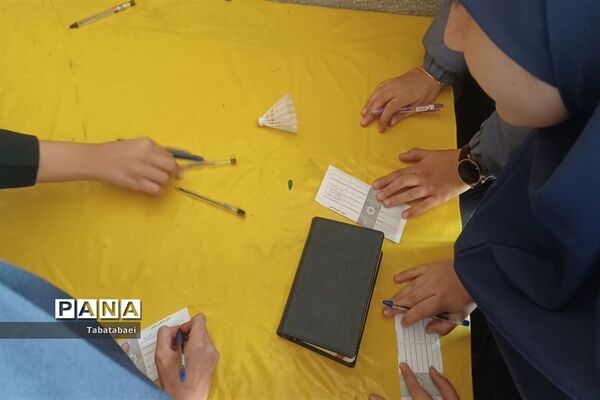 برگزاری انتخابات شورای دانش‌آموزی دبیرستان زینبیه منطقه ۱۳
