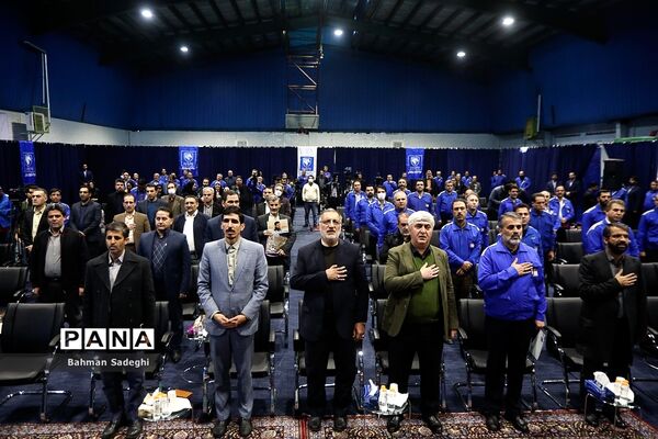 رونمایی از تاکسی‌ ون‌های جدید شهرداری تهران