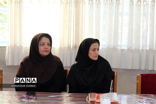 حضور سرزده نماینده مجلس شورای اسلامی از مدارس ناحیه دو ساری