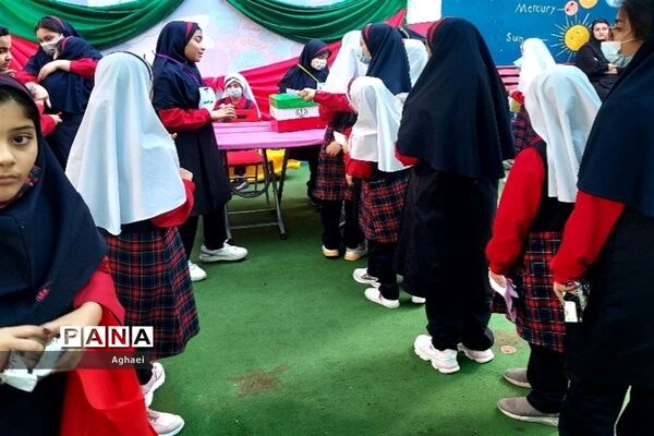 برگزاری انتخابات شورای دانش‌آموزی دبستان علوی منطقه ۱۳