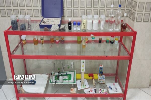 راه‌اندازی آزمایشگاه علوم در مدرسه فرهنگیان شهرستان قرچک