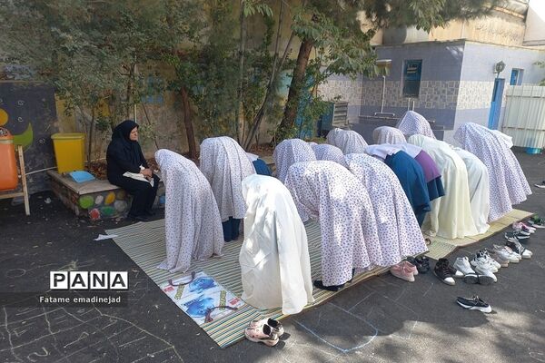آموزش وضو، نماز و ساماندهی نمازخانه در دبستان کوثر رودهن