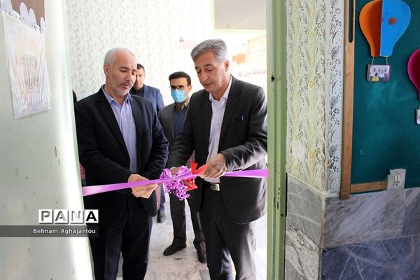 افتتاح کتابخانه کلاسی با عنوان «یار مهربان» در زنجان