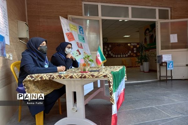 انتخابات شورای دانش‌آموزی در دبیرستان علامه طباطبایی