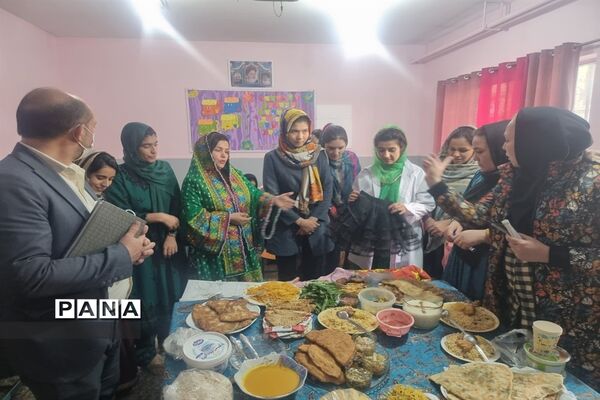 بازدید مسئولان سوادآموزی از اجرای طرح کمیساریا در مدرسه شهید‌قدرت بیگلو