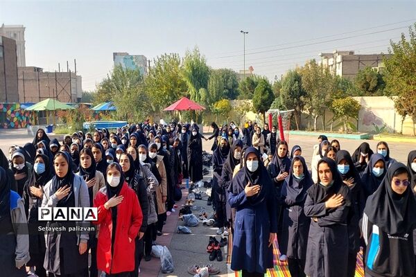 برگزاری جشن هفته کتابخوانی و بسیج درآموزشگاه نمونه دولتی ارشاد شهرستان قرچک