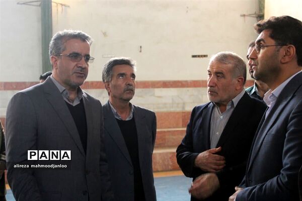 بازدید مدیرکل ورزش و جوانان مازندران از پروژه‌های ورزشی نیمه‌کاره گلوگاه