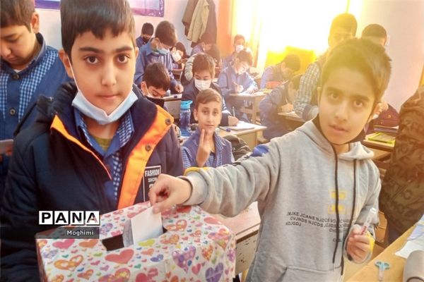 انتخابات شورای دانش‌آموزی دبستان پسرانه امید انقلاب منطقه ۱۳