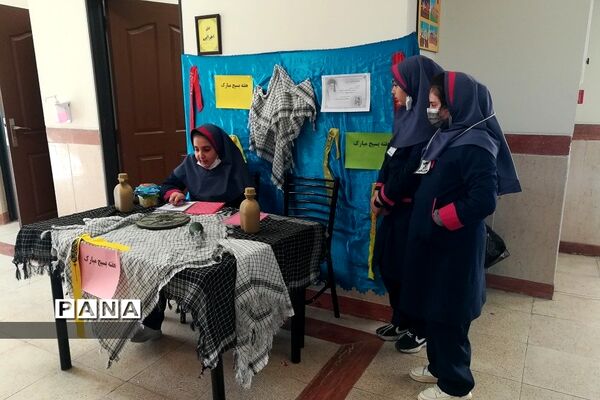 برگزاری مراسم‌ میز جذب بسیج در مدارس رودهن