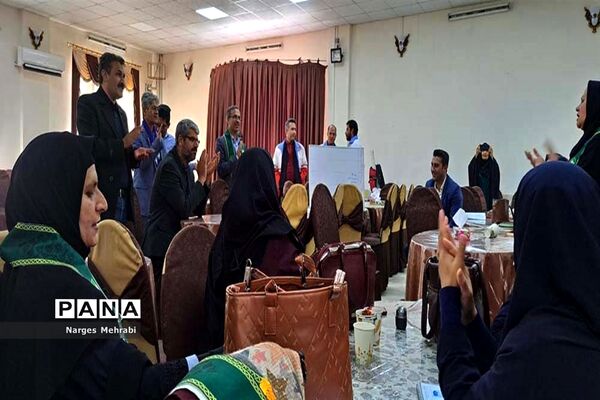 برگزاری اردوی یکروزه مربیان پیشتاز در آباده