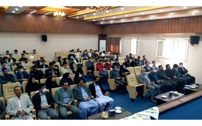 کارآفرینان باعث توسعه جامعه و رفاه انسانی می‌شوند