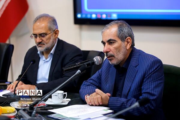 نشست شورای معاونان امور مجلس وزارتخانه‌ها و سازمان‌های دولتی