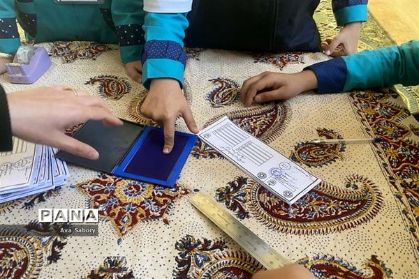 بیست و پنجمین دوره انتخابات شورای دانش‌آموزی  در مدارس آباده