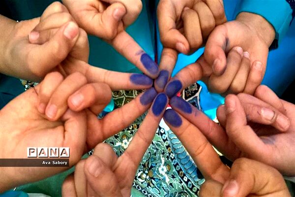 بیست و پنجمین دوره انتخابات شورای دانش‌آموزی  در مدارس آباده