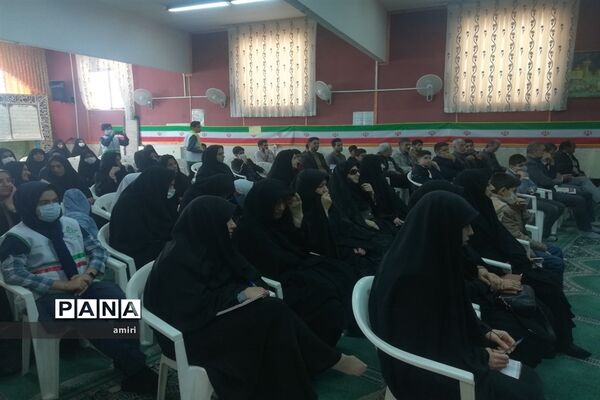 برگزاری گردهمایی مربیان و معاونان پرورشی و خبرنگاران پانا‌ آران و بیدگل