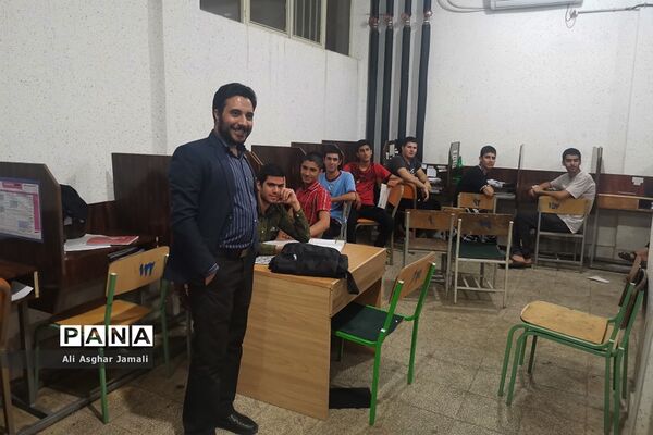 بازدید رئیس و معاونان سازمان دانش‌آموزی فارس از مدرسه شبانه‌روزی عشایری شهید بهشتی در شیراز