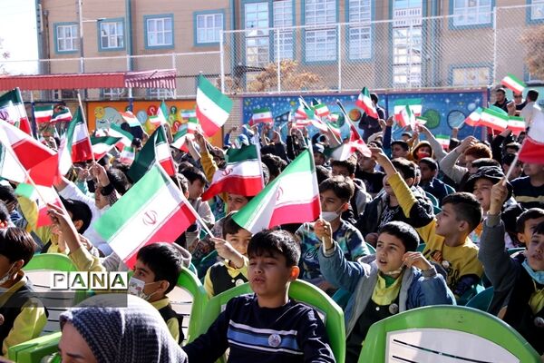 یادواره شهدا در دبستان سینا تربت‌جام