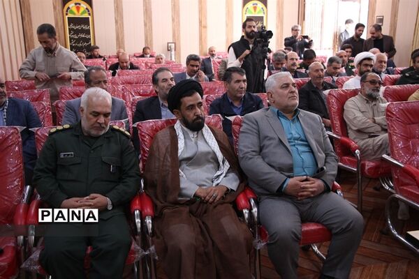 توزیع ۱۵۰۰ بسته نوشت افزار به دانش‌آموزان محروم تربت جام