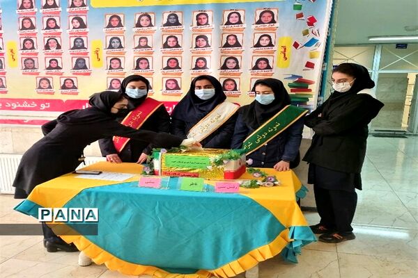 برگزاری انتخابات شورای دانش‌آموزی دبیرستان نمونه دولتی شرافت ساوجبلاغ