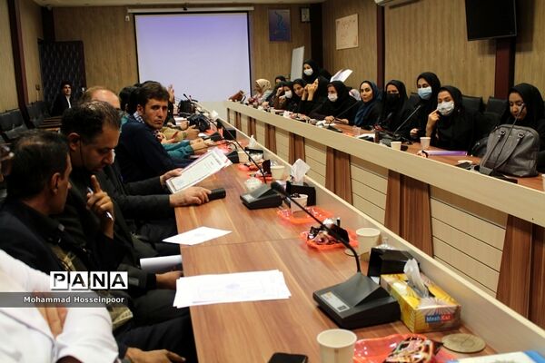 برگزاری جلسه هم‌اندیشی بررسی آسیب‌های اجتماعی در بهارستان‌ دو