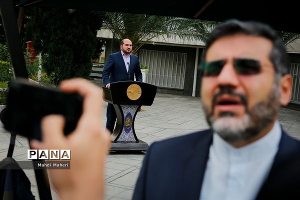 حاشیه جلسه هیات دولت