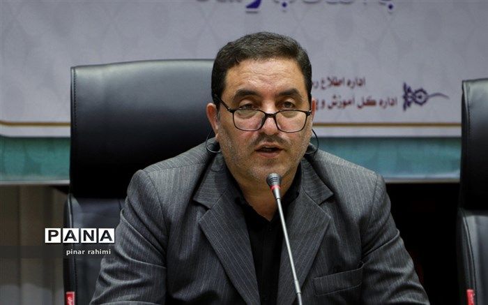 صدور احکام رتبه آموزشیار معلم و ترمیم حقوق فرهنگیان آذربایجان‌شرقی