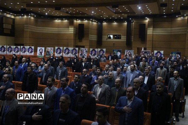 همایش هیات‌های اندیشه‌ورزی فرهنگیان در تبریز