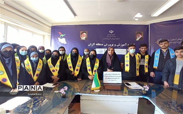 کنگره ملی 313 مشاهیر منطقه را معرفی می کند