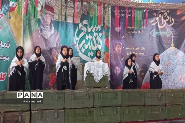 گلباران و عطر افشانی مزار شهدای ملارد در هفته بسیج