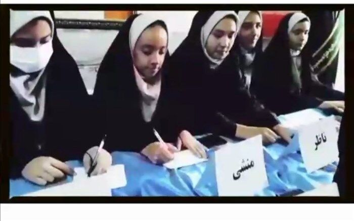 انتخابات شورای دانش‌آموزی در مدرسه محمود تهرانی قم/فیلم