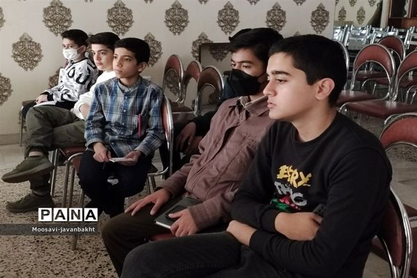 دوره آموزش مقدماتی خبرنگاری در ناحیه ۳