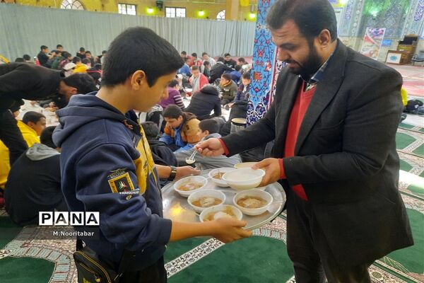 دعای ندبه در جوار مزار شهدای گمنام اردوگاه شهید‌باهنر