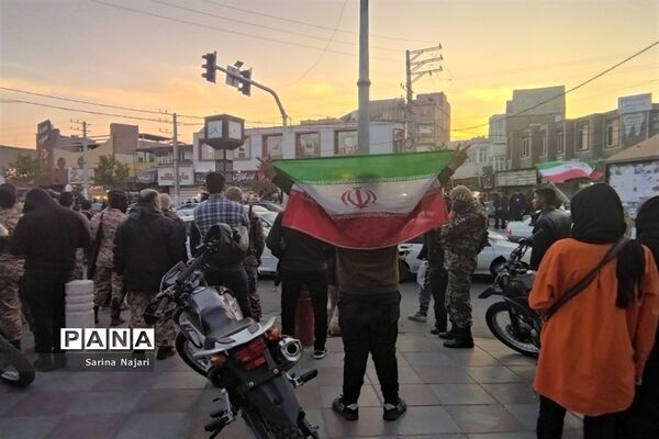خوشحالی مردم پس از پیروزی ایران بر ولز