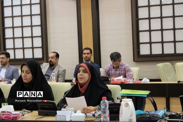 نشست صمیمی وزیر آموزش و پرورش با فرهنگیان استان بوشهر